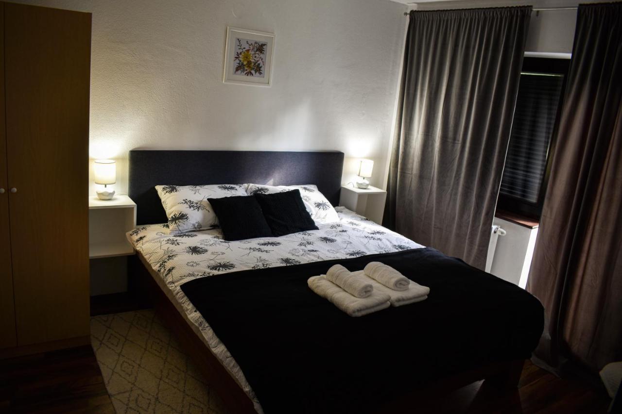 House Narta - Rastoke Apartment Слуни Екстериор снимка